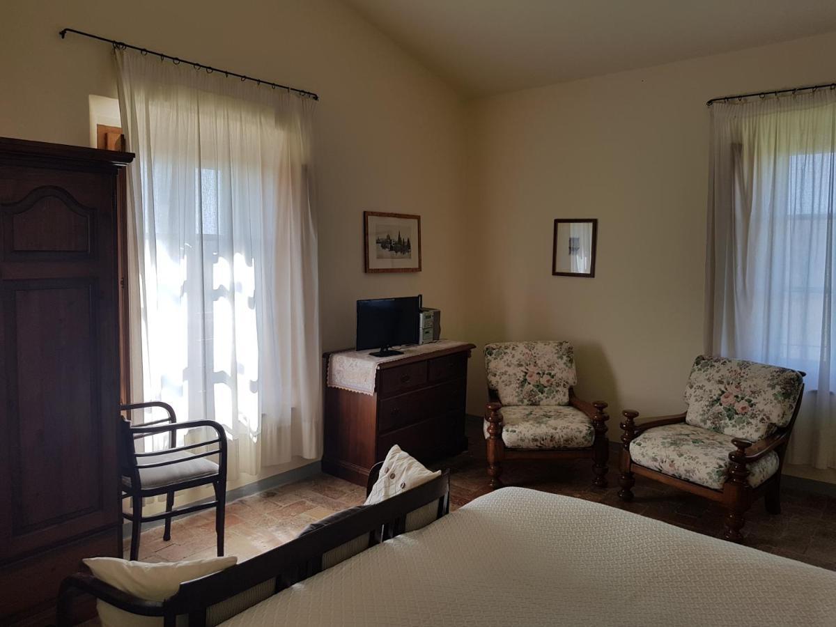 Agriturismo Casa Montecucco Giuncarico Ngoại thất bức ảnh