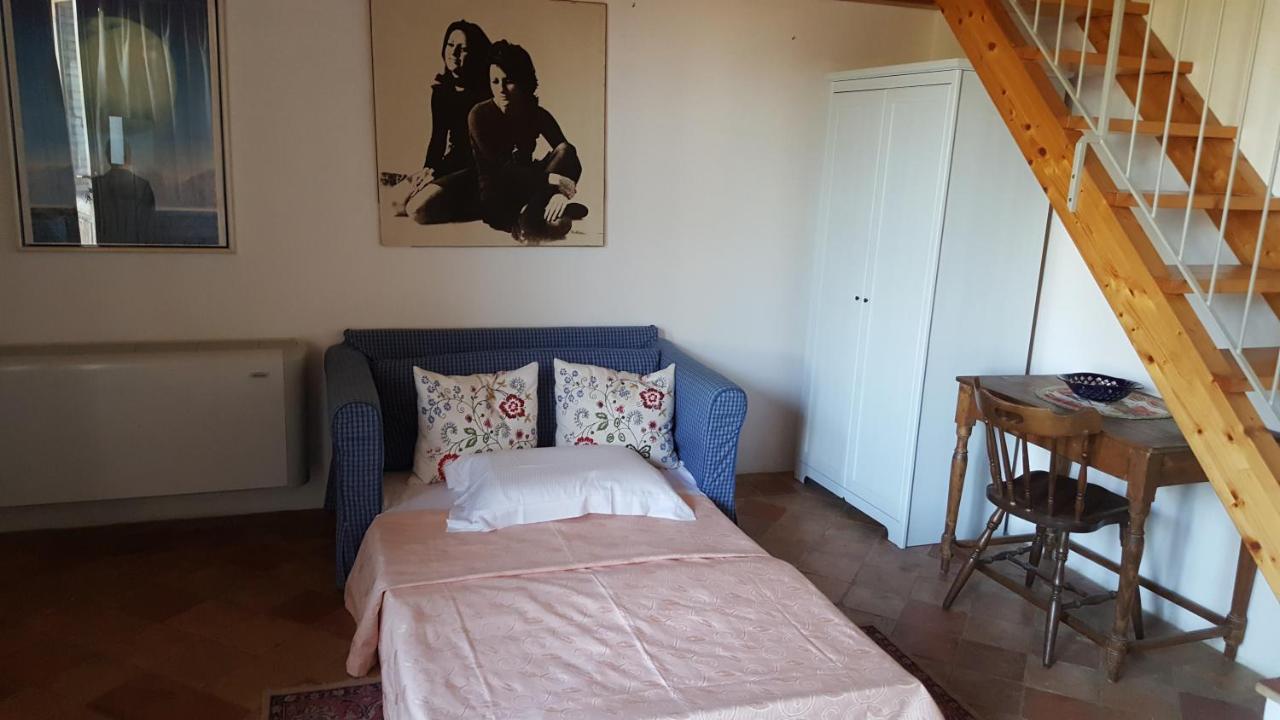 Agriturismo Casa Montecucco Giuncarico Ngoại thất bức ảnh