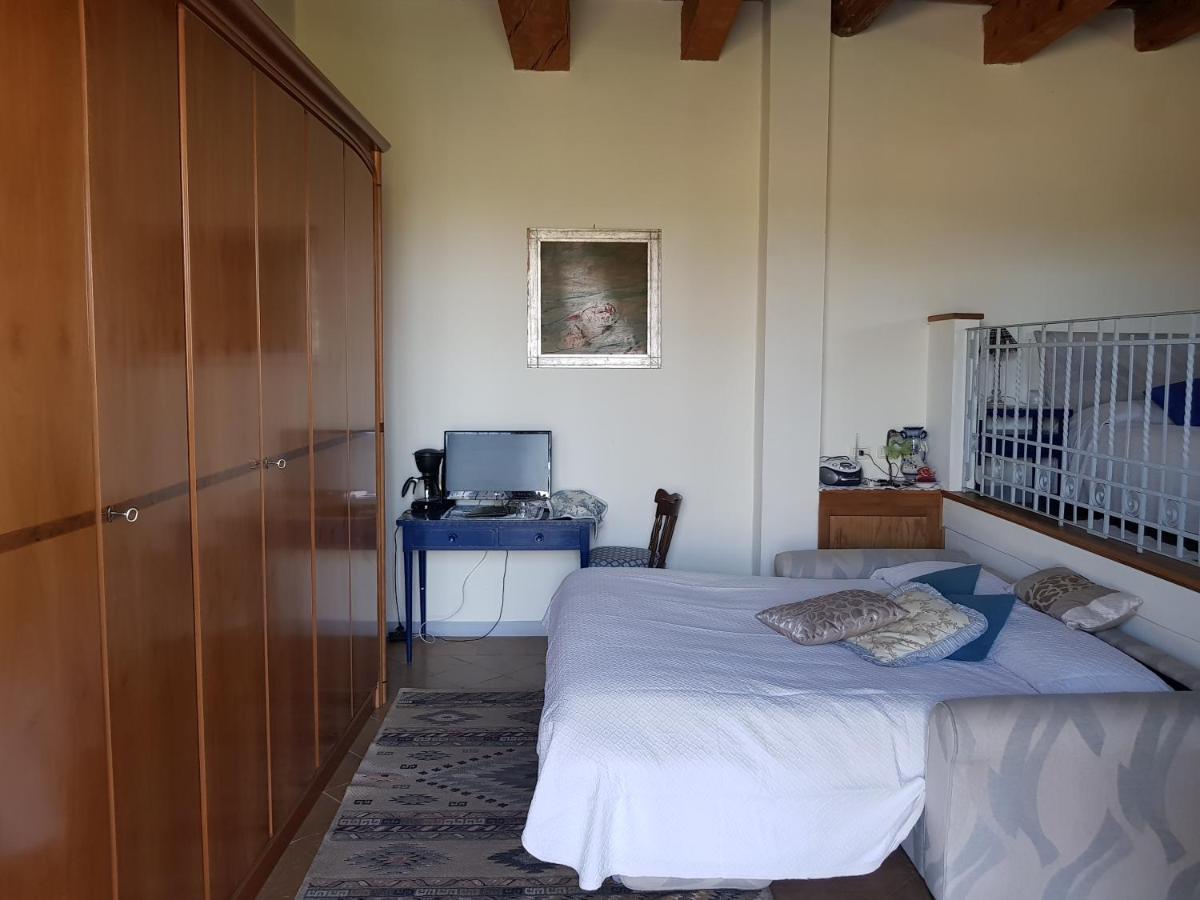 Agriturismo Casa Montecucco Giuncarico Ngoại thất bức ảnh