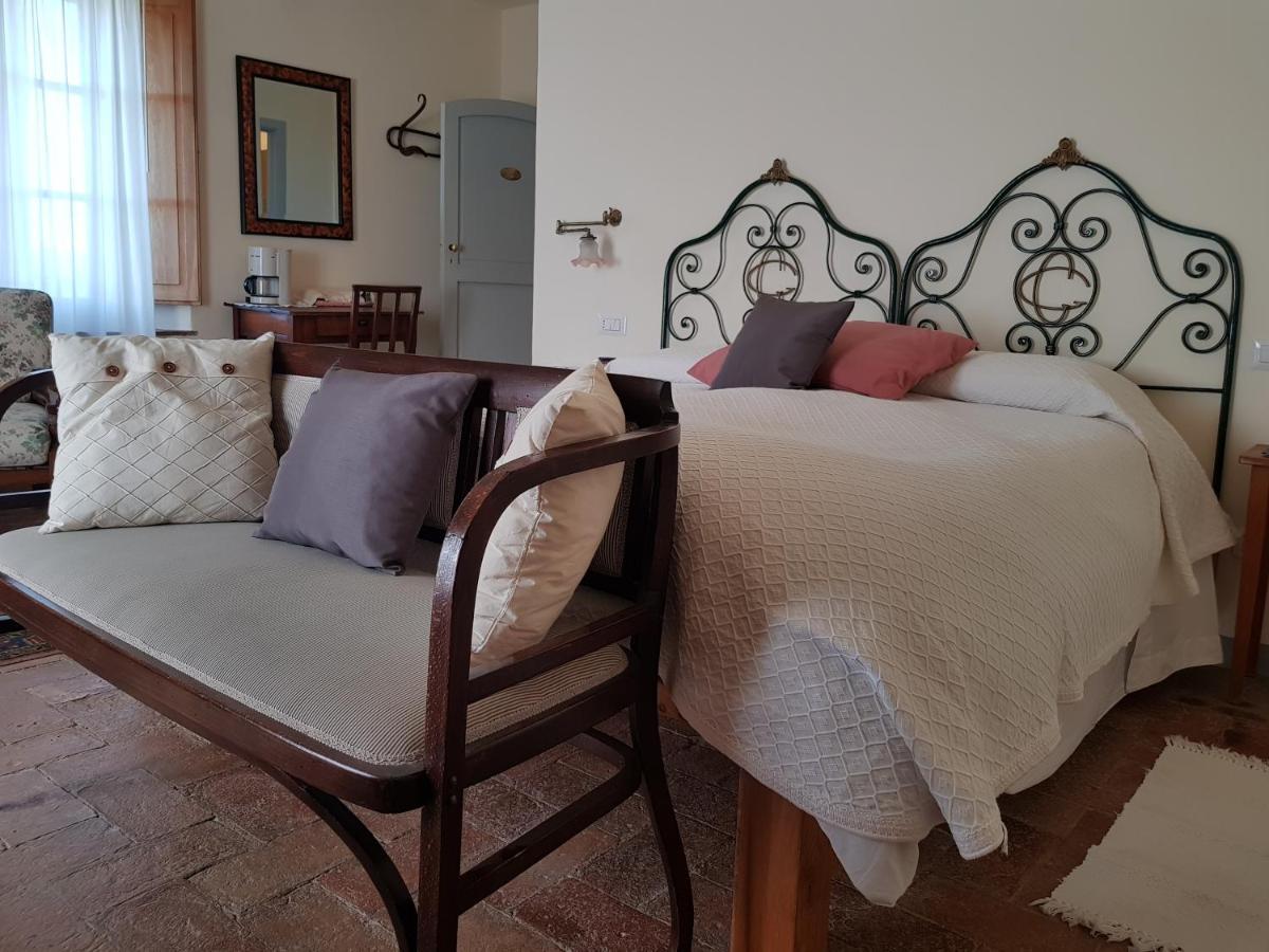 Agriturismo Casa Montecucco Giuncarico Ngoại thất bức ảnh